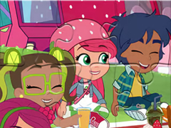 Game Jigsaw Puzzle: Strawberry Girl